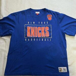 MITCHELL & NESS
NEW YORK KNICKS
T SHIRT
SIZE XXL